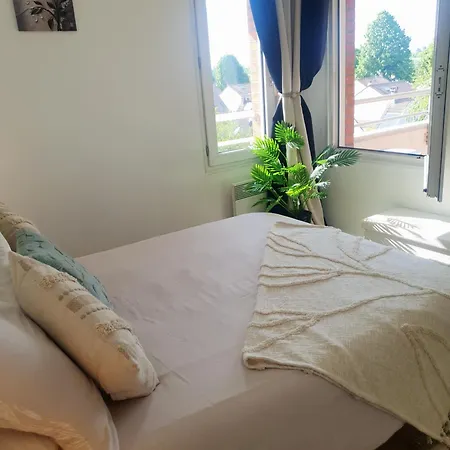 Apartment Carnac Montigny-le-Bretonneux